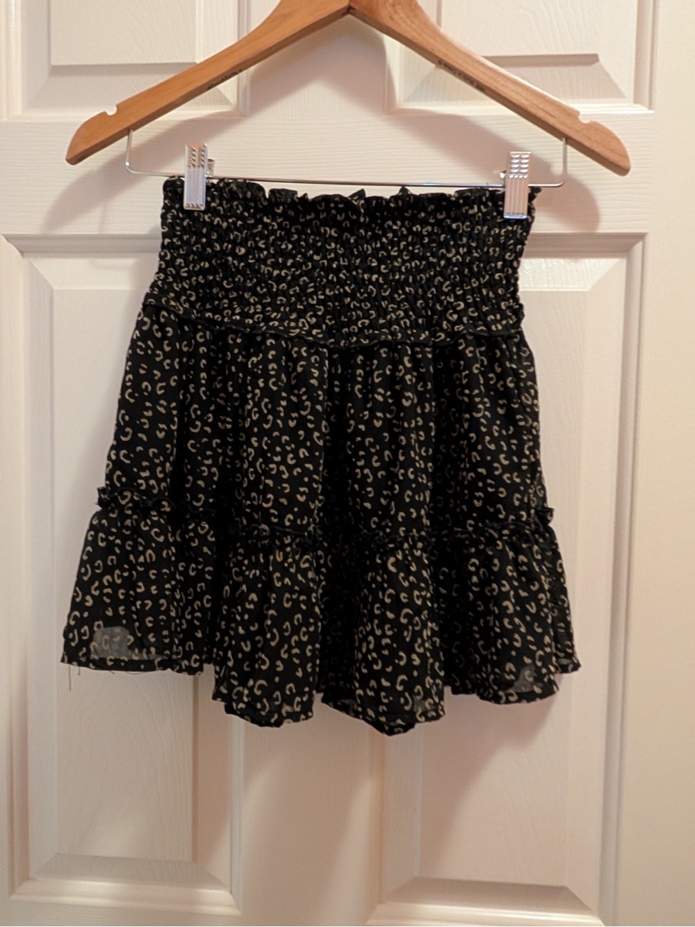 Altar’d state Women's Black Printed Tiered Smocked Skirt